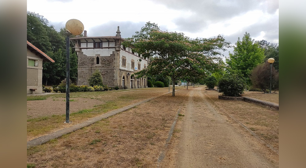 Turismo de Galicia y la Fundación impulsarán la promoción de las vías verdes gallegas Turismo de Galicia y la Fundación impulsarán la promoción de las vías verdes gallegas